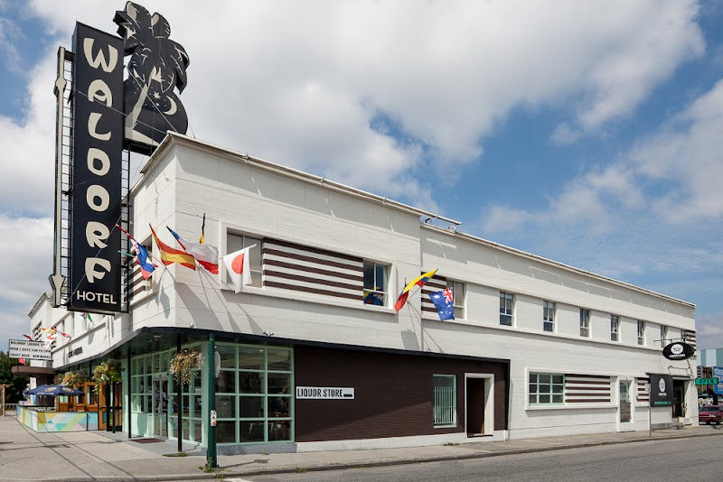 Photo of At The Waldorf