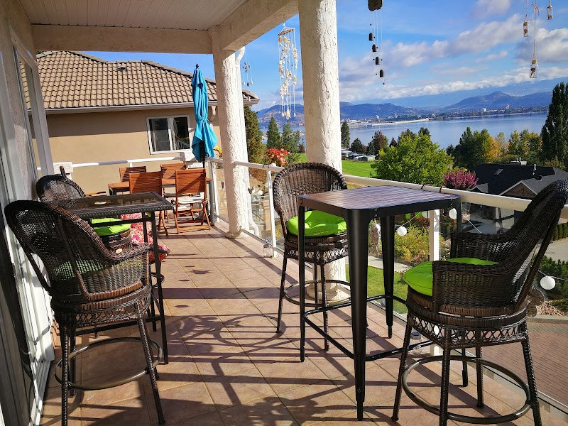 Photo of Lakeview Oasis Bed & Breakfast
