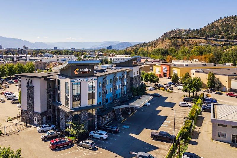 Photo of Comfort Suites Kelowna