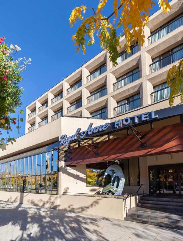 Photo of The Royal Anne Hotel