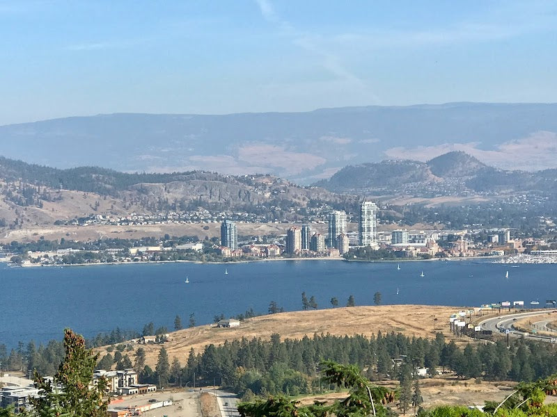Photo of Lake and the City Bed and Breakfast