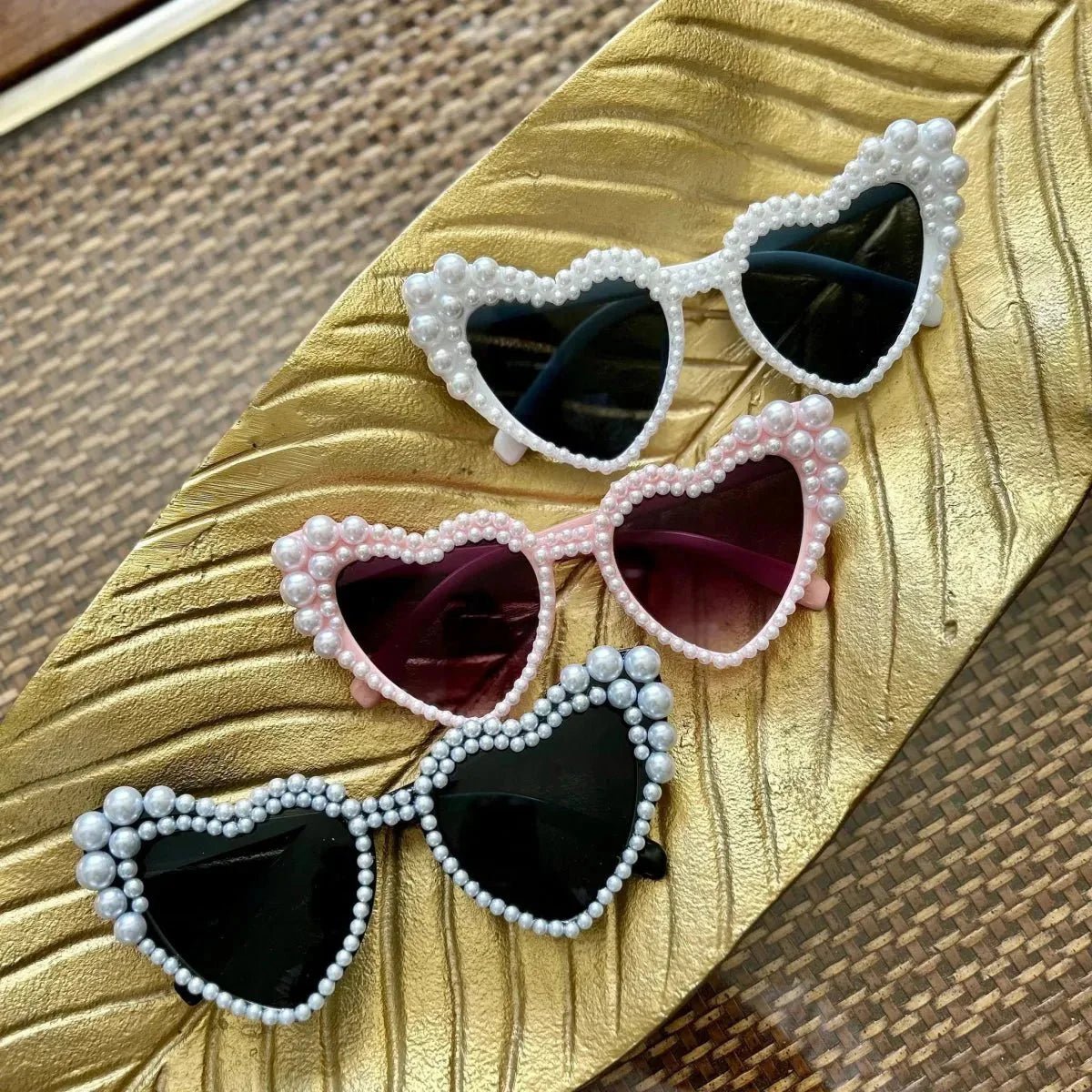 Pearl Heart Bride Sunglasses Bridesmaid Proposal Gift Pink Sunglasses Bride Gift for Bachelorette Party Favor or Hen Do Bach and Boujee